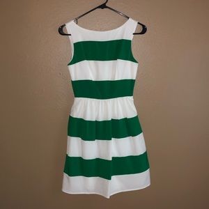 B. Darlin Green/White Striped Dress Size 1/2